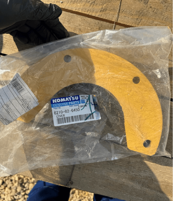 Крышка Komatsu 6210-82-6450
