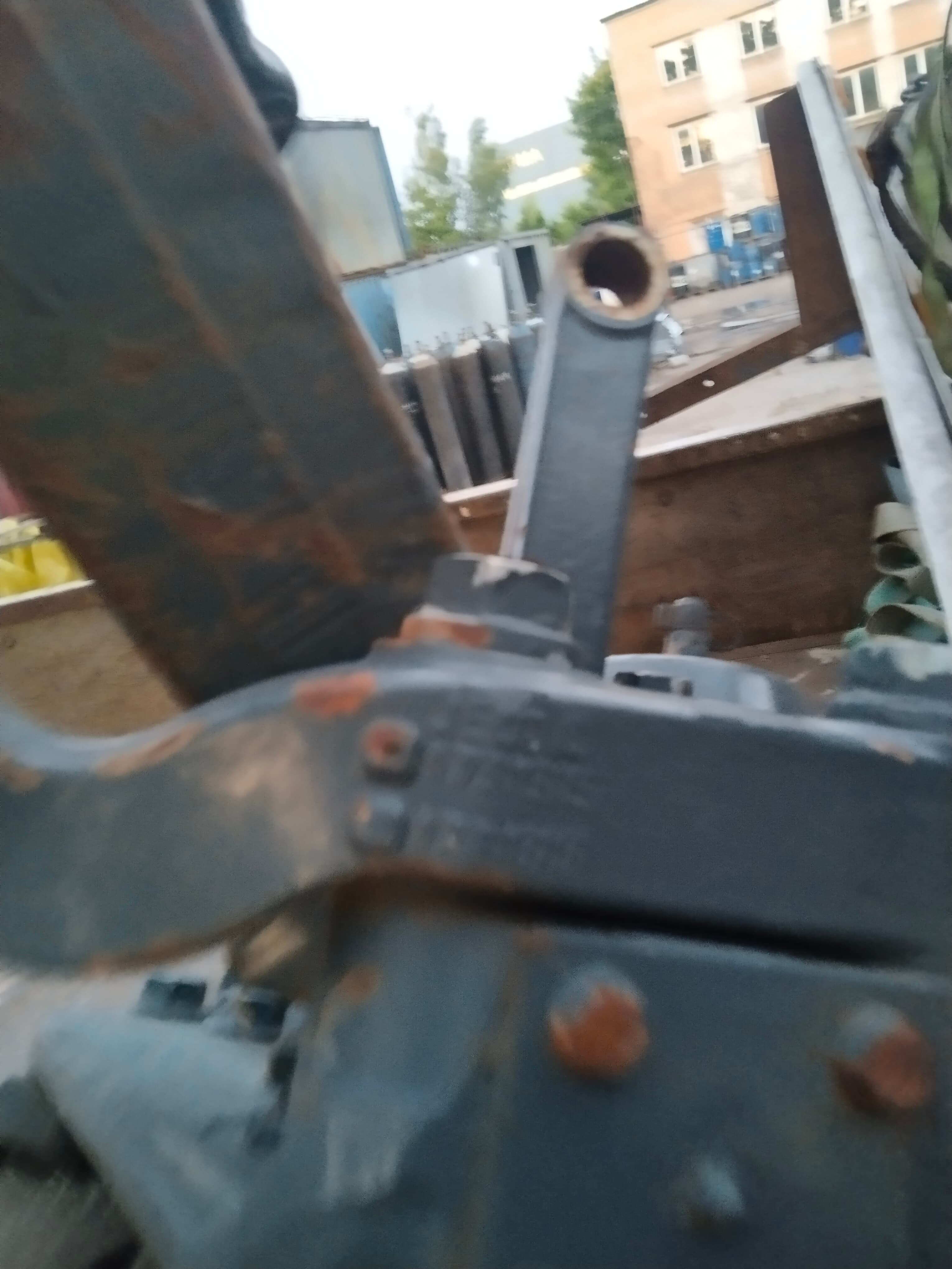 Балка передняя от Daf 105 в сборе